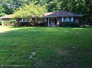 5 Red Maple Rd, New Egypt, NJ 08533