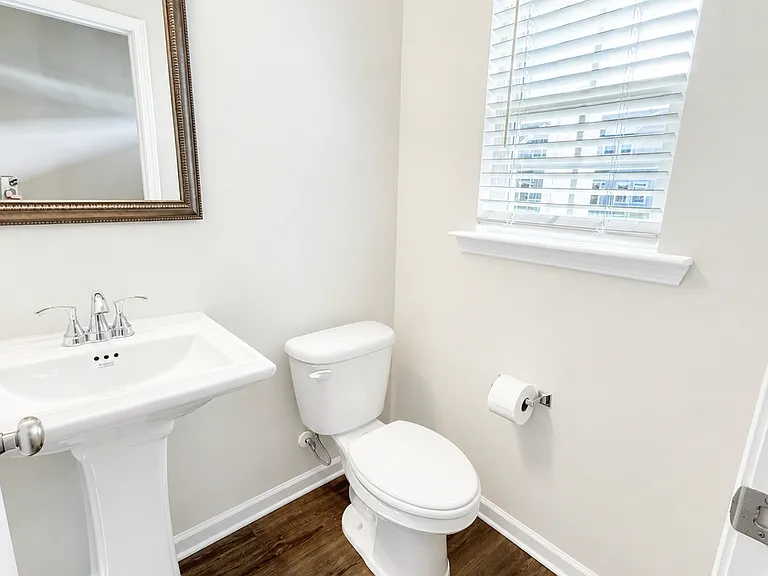 1318A Crosshill Ct #A — Photo 5