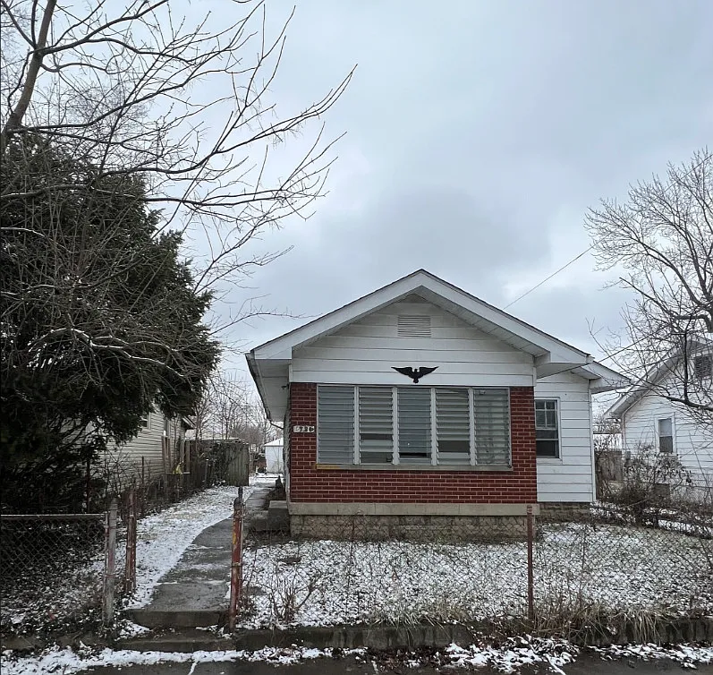 1726 N Oxford St photo 1