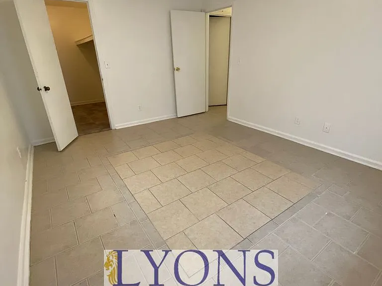 1026 S Gordon Ave — Photo 10