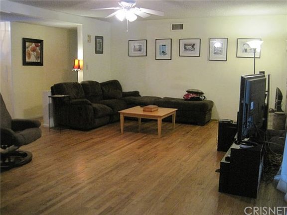 4th image of 8615 Aura Ave