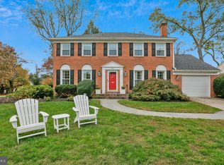 2 Hitching Post Pl, Rockville, MD 20852