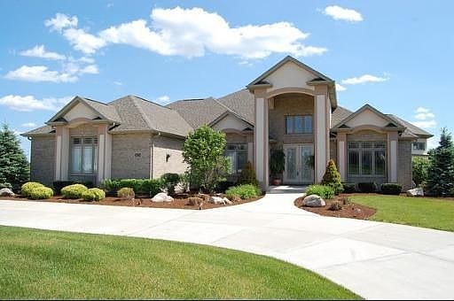 1st image of 18124 S Hunt Club Dr