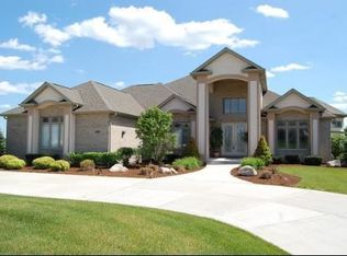 18124 S Hunt Club Dr, Mokena, IL 60448