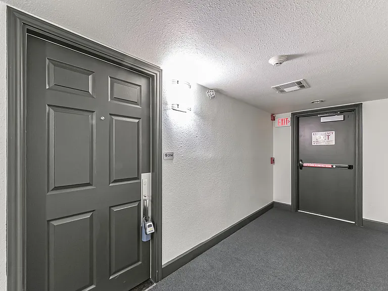 1025 Swanson St — Photo 92