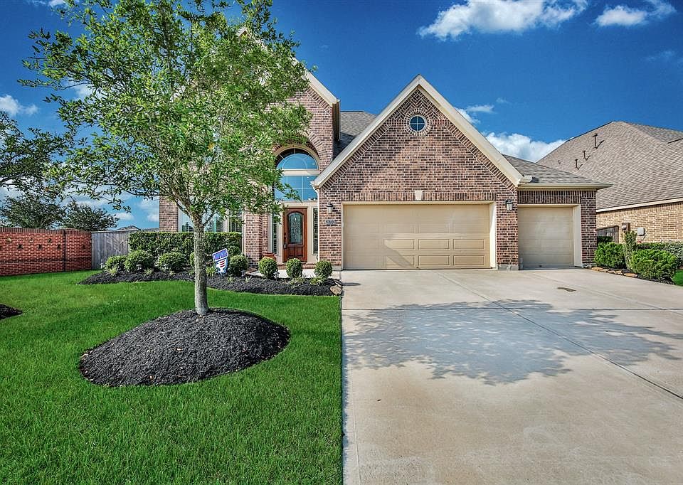 1st image of 28703 Primrose Bluff Dr