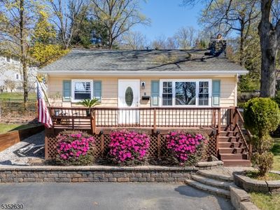2 Crow Trl, Wayne, NJ, 07470