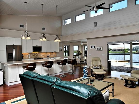 5th image of 4312 NW 40th St