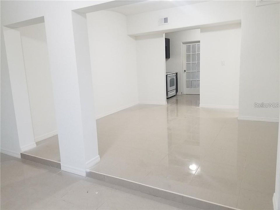 1st image of 11505 Churchill St #1