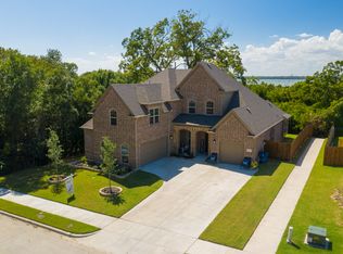 3851 Whitman Dr, Rockwall, TX 75087