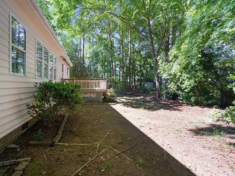 2400 Buckwater Ct — Photo 35