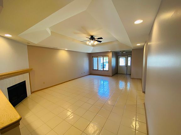 5th image of 205 Barbara Jean Dr