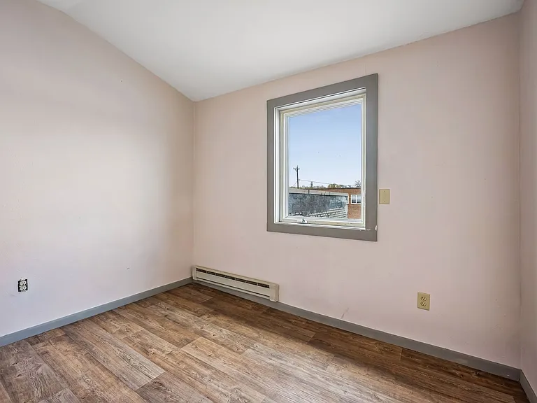 106 E 5th St #3 — Photo 11