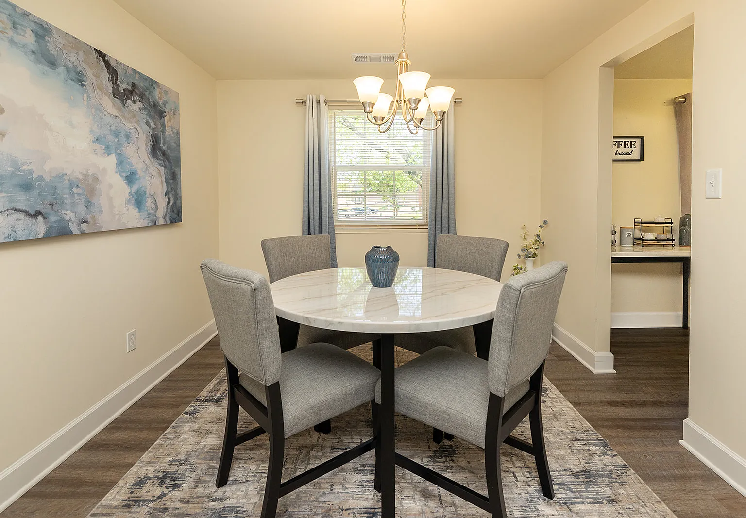 Colony Hill Apartments & Townhomes — Photo 2