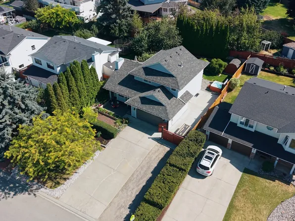 2049 Tremerton Dr, Kamloops, BC V2E 2L1