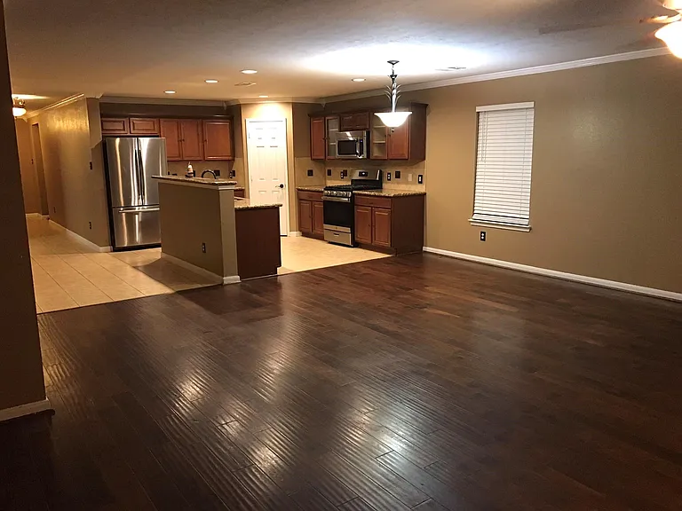 7914 Tilbury Woods Ln — Photo 5