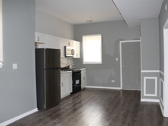 4th image of 7243 S Stony Island Ave APT 2