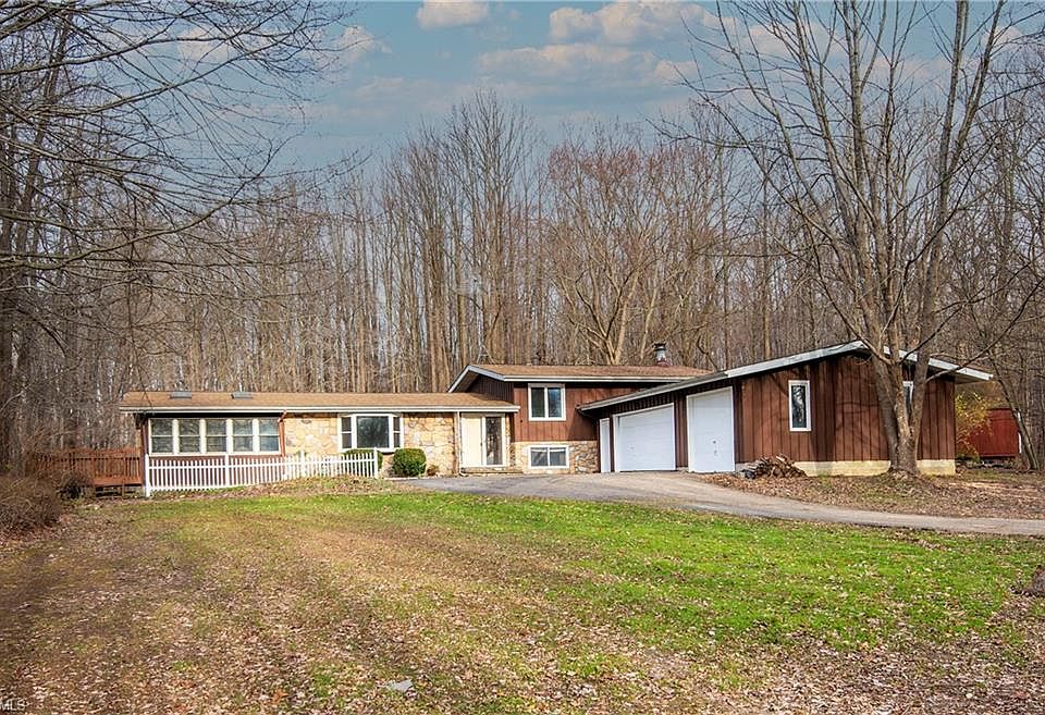 1st image of 18111 Kenston Lake Dr