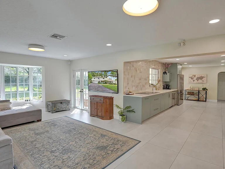 12213 Melissa Way — Photo 14