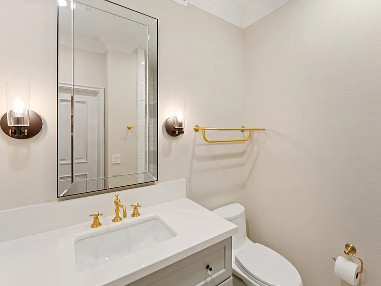 21261 Baeza Cir — Photo 9