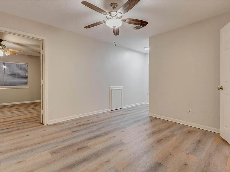 1723 Park Ridge Dr — Photo 23
