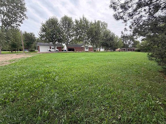 5th image of 37300 Hanson Dr