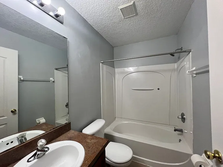 13491 Teddington Ln — Photo 40