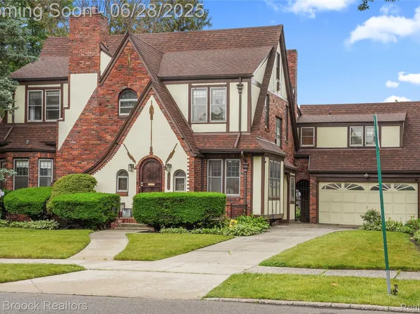 18330 Parkside St, Detroit, MI 48221