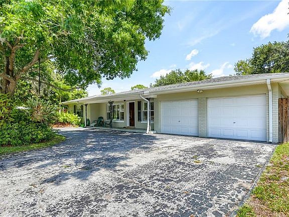 3rd image of 19 Bel Forest Dr