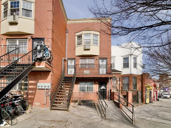 1777 Eastern Pkwy, Brooklyn, NY 11233