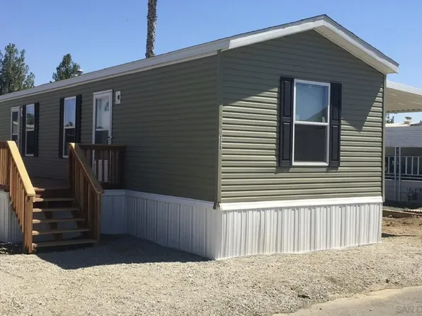 725 W Thornton Ave Space 79, Hemet, CA 92543