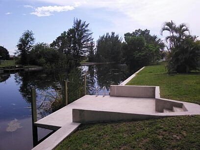 2nd image of 112 SW 28th St