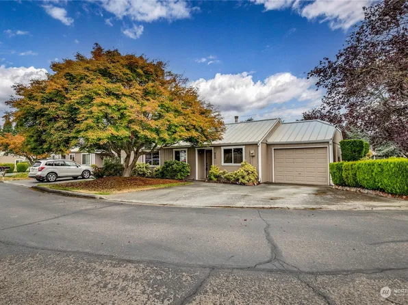 860 N Littlejohn Way, Sequim, WA 98382