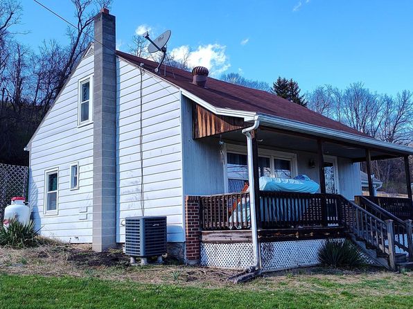1291 Middle Rd, Lewistown, PA 17044