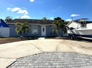 5792 Orange Rd, West Palm Beach, FL 33413