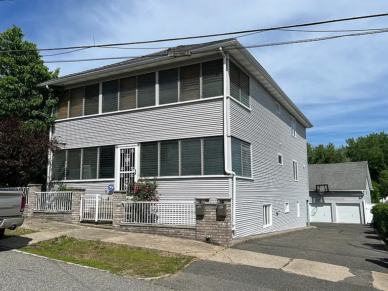 9 Indian Leap St #1 — Photo 1