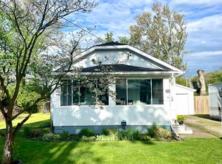 51559 Pond St, South Bend, IN 46637