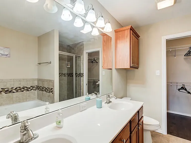 2101 Main St #5-1 — Photo 22