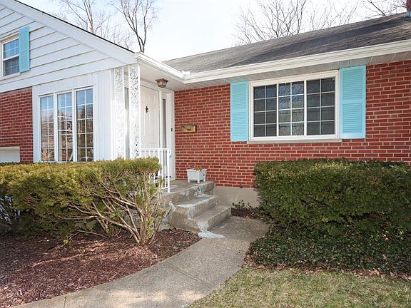 3rd image of 8510 Cavalier Dr