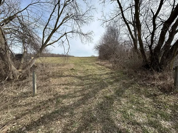 1708 N Bunn Rd, Hillsdale, MI 49242