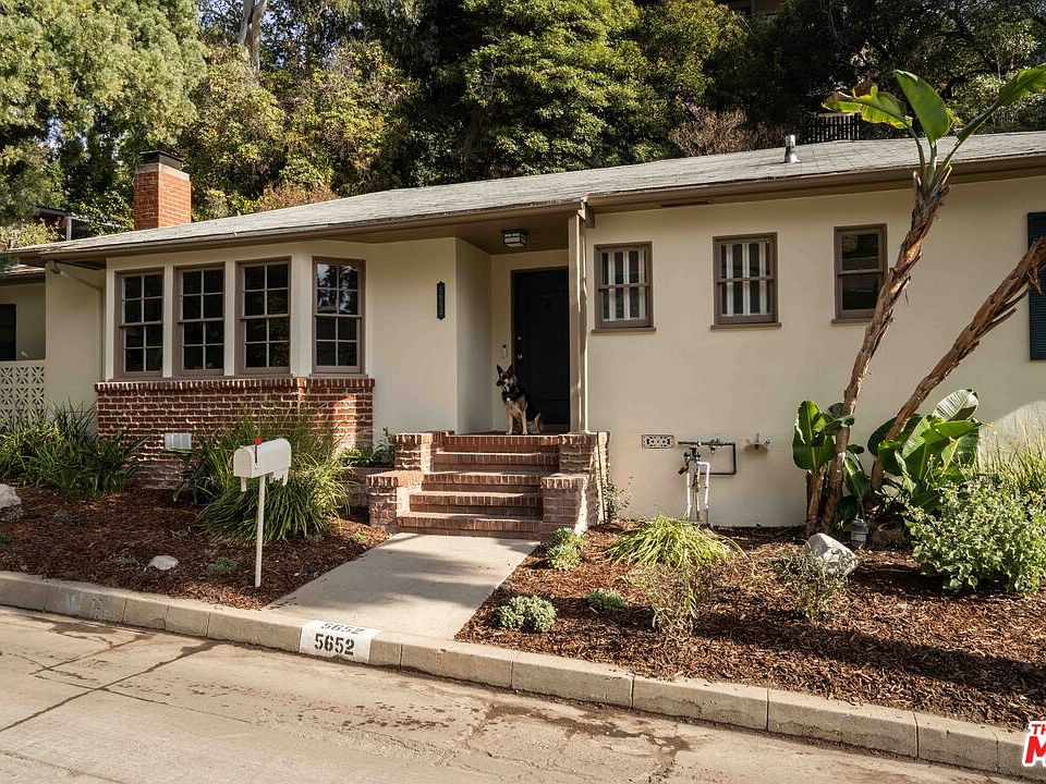 1st image of 5652 Valley Oak Dr
