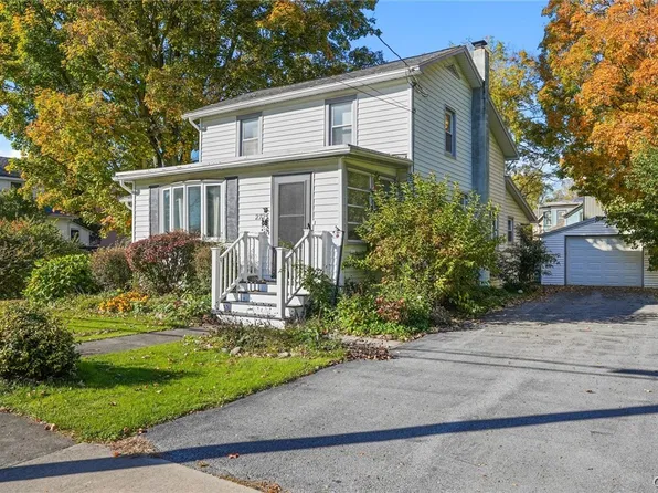 2725 Mechanic St, Weedsport, NY 13166