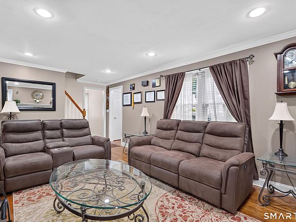 4th image of 27 Wilson Avenue