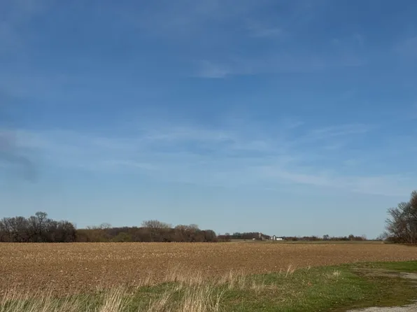445 S 350 W, Valparaiso, IN 46385
