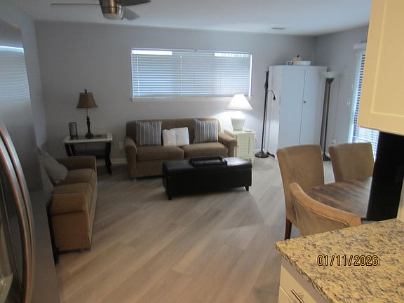 5th image of 64 Cross Creek Rd Unit 24-C