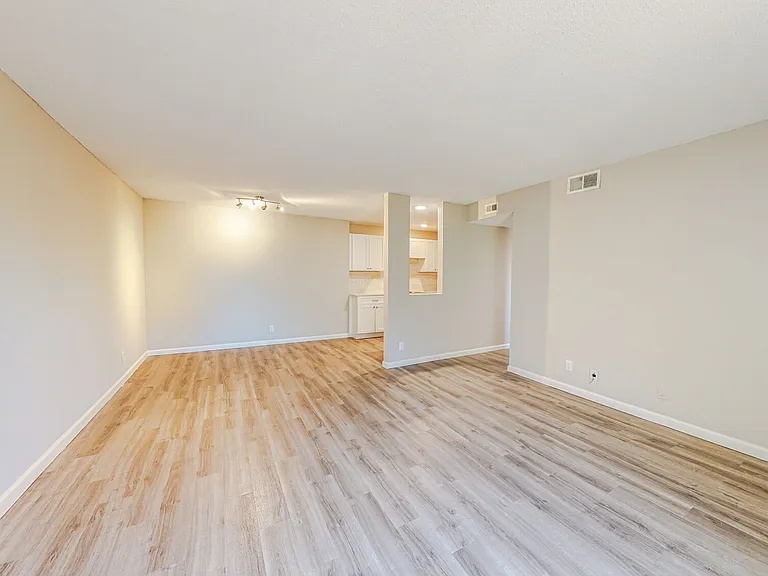 The Residences of Auburn Hills — Photo 34