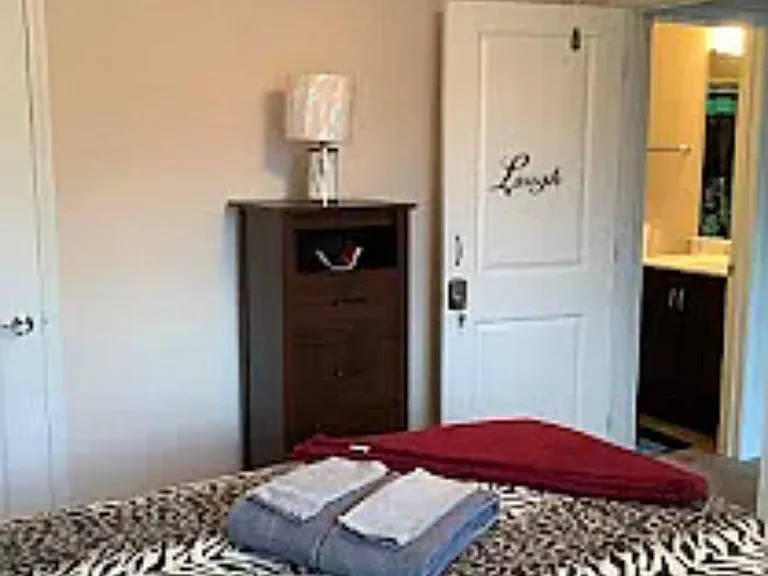 8513 Sharonbrook Dr — Photo 15