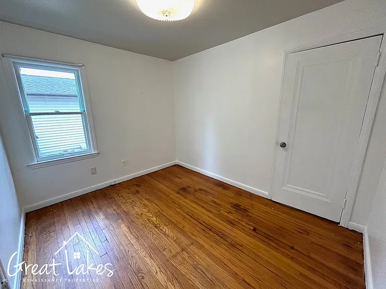21728 Beechwood Ave — Photo 11