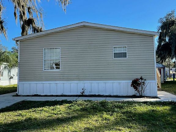 4th image of 9433 Paradise Dr #28