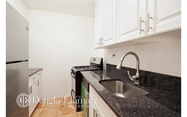 Sold by Douglas Elliman | media 5